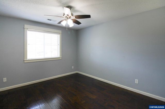 3194 Elliott St NW, Salem, OR 97304