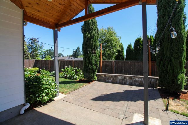 3194 Elliott St NW, Salem, OR 97304