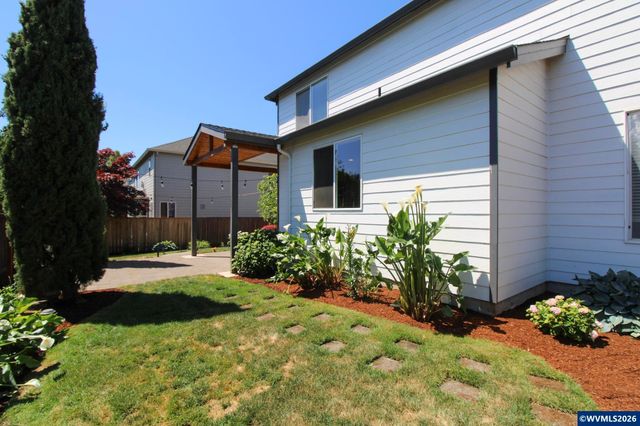 3194 Elliott St NW, Salem, OR 97304
