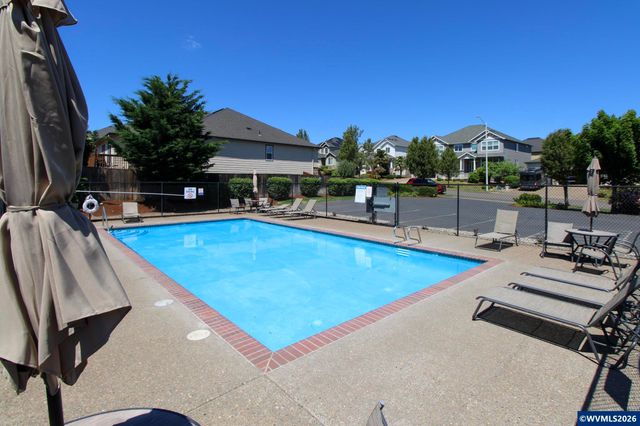 3194 Elliott St NW, Salem, OR 97304
