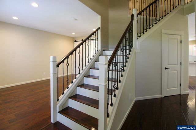 3194 Elliott St NW, Salem, OR 97304