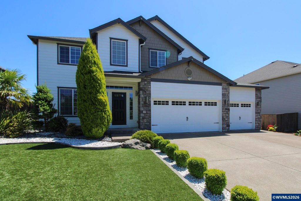 3194 Elliott St NW, Salem, OR 97304