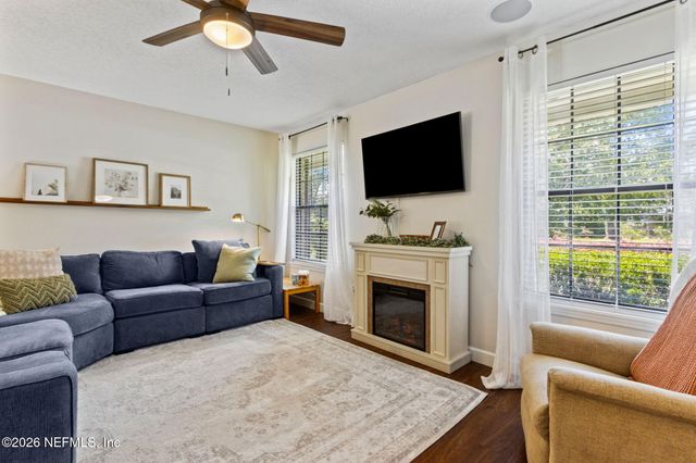 12977 SILVER OAK Drive, Jacksonville, FL 32223