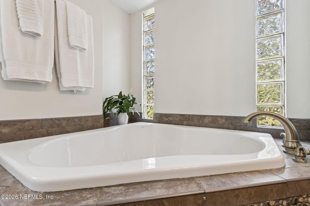 12977 SILVER OAK Drive, Jacksonville, FL 32223