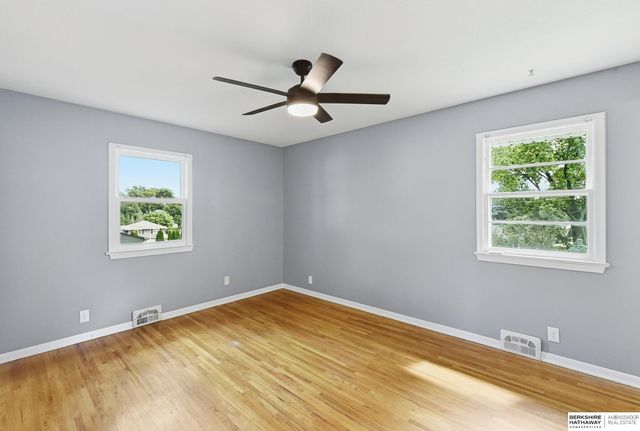 11315 Arbor Street, Omaha, NE 68144