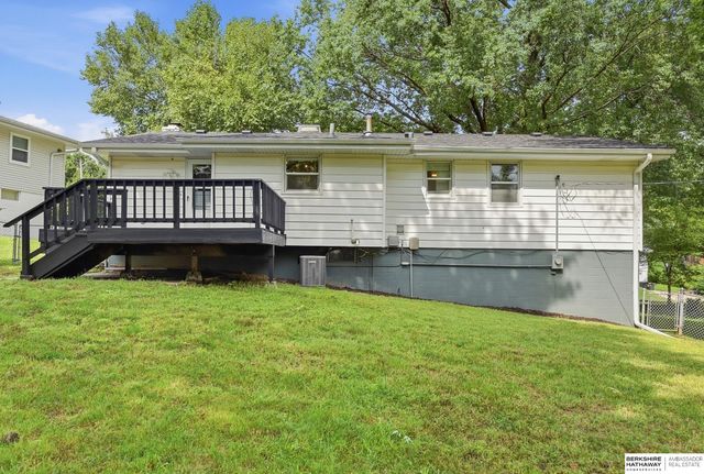 11315 Arbor Street, Omaha, NE 68144