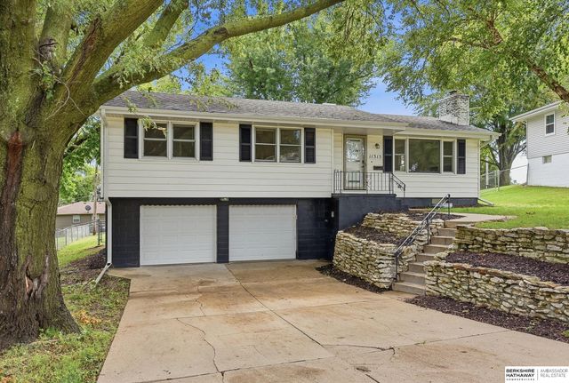 11315 Arbor Street, Omaha, NE 68144