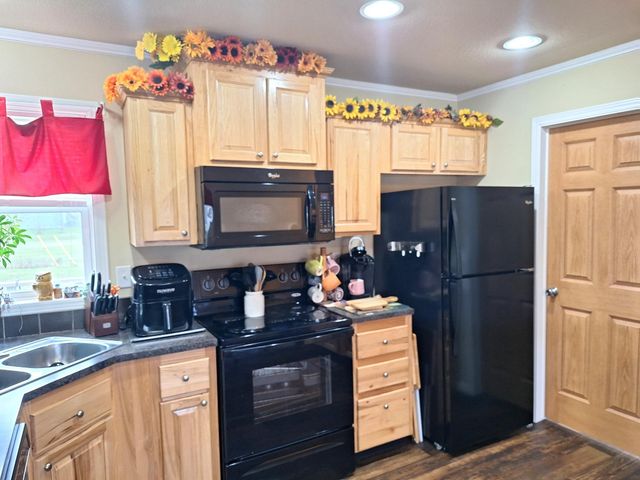 520 Main Avenue, Alice, ND 58031