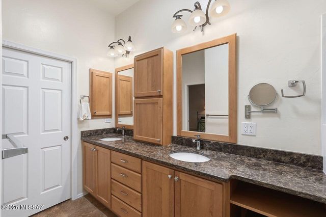 5180 S Emma Court, Tucson, AZ 85747