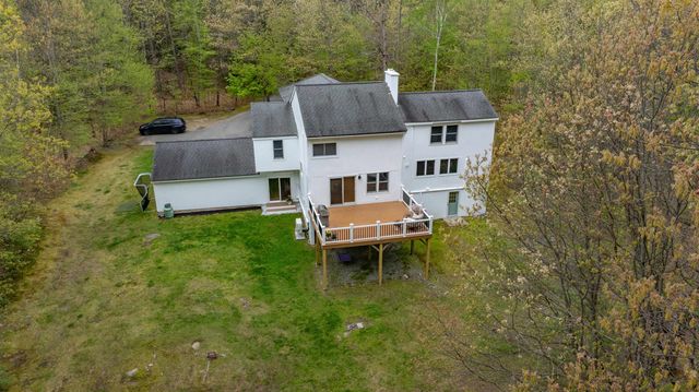 27 Pierce Lane, Hollis, NH 03049