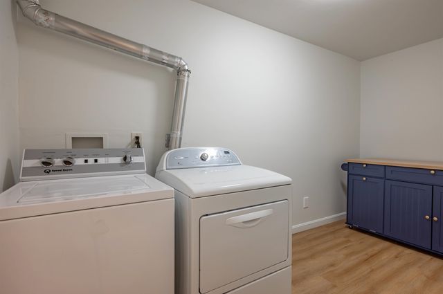 27 Pierce Lane, Hollis, NH 03049