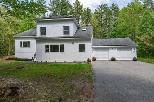 27 Pierce Lane, Hollis, NH 03049