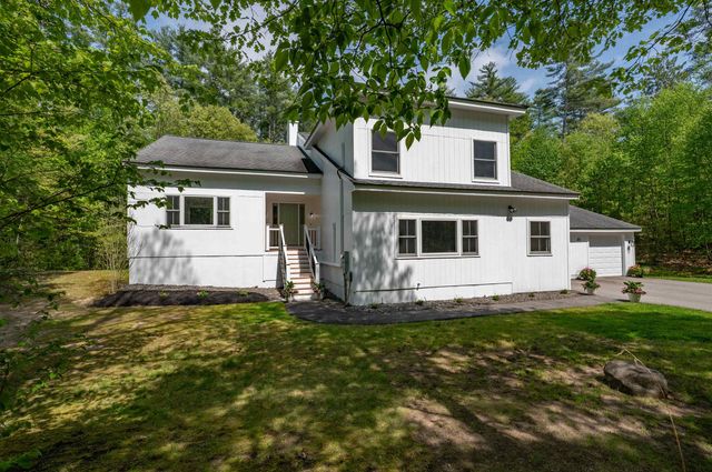 27 Pierce Lane, Hollis, NH 03049