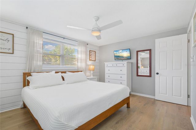 1000 FRUITLAND AVENUE, Bradenton, FL 34207