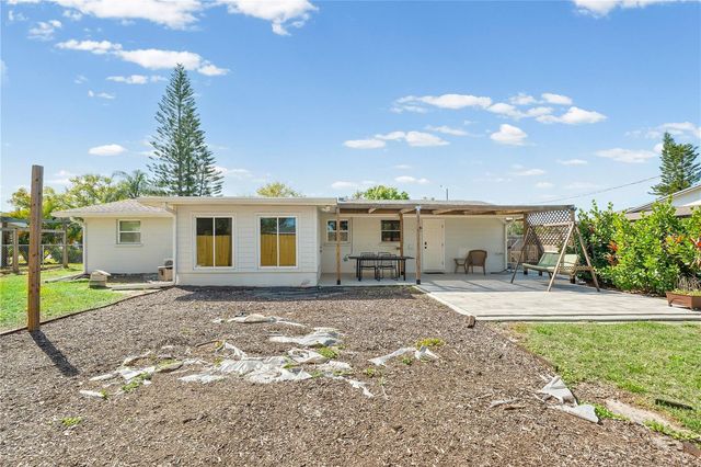 1000 FRUITLAND AVENUE, Bradenton, FL 34207