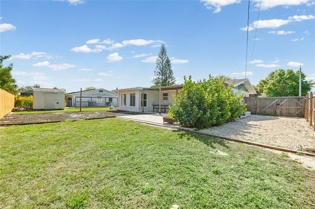 1000 FRUITLAND AVENUE, Bradenton, FL 34207