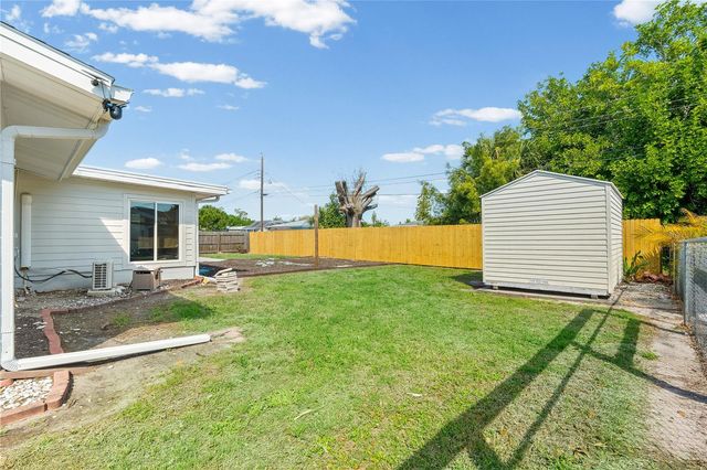 1000 FRUITLAND AVENUE, Bradenton, FL 34207