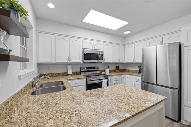 708 Lake View Drive, Mission, TX 78572