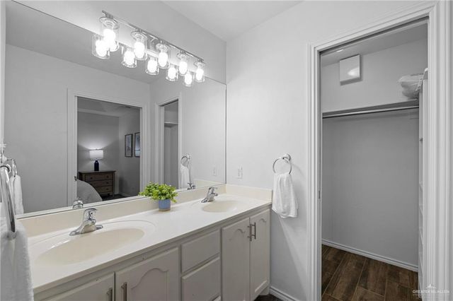 708 Lake View Drive, Mission, TX 78572