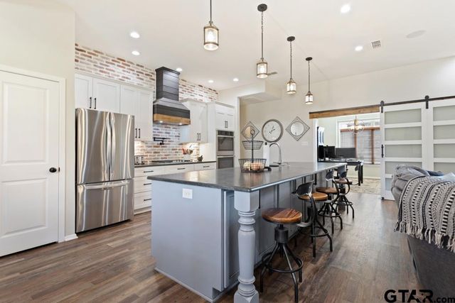 113 Spring Valley Run, Bullard, TX 75757