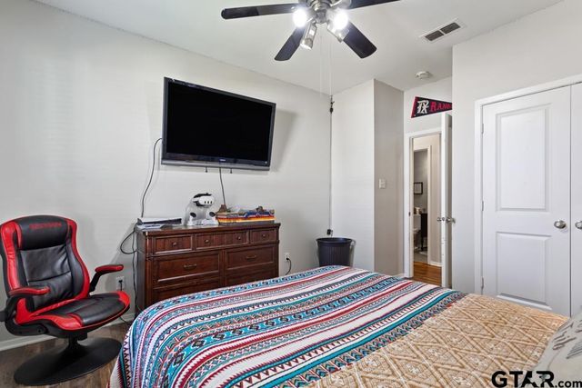 113 Spring Valley Run, Bullard, TX 75757