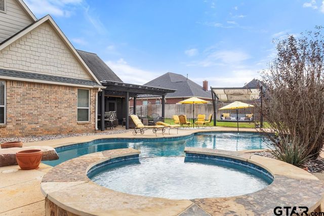 113 Spring Valley Run, Bullard, TX 75757