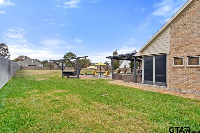 113 Spring Valley Run, Bullard, TX 75757