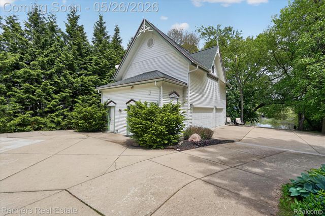 504 N 2nd Street, Brighton, MI 48116