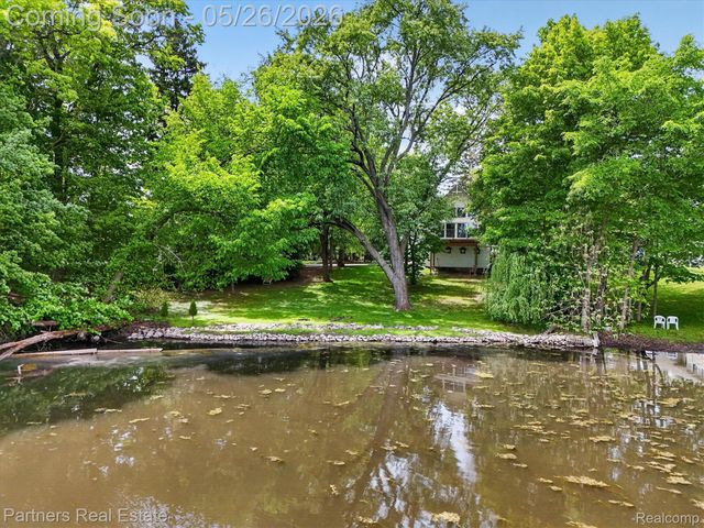 504 N 2nd Street, Brighton, MI 48116