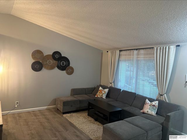 2332 NW 50th Street, Lincoln, NE 68524