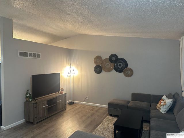 2332 NW 50th Street, Lincoln, NE 68524