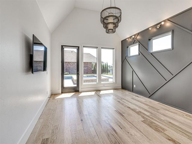 10916 NW 26th Street, Yukon, OK 73099