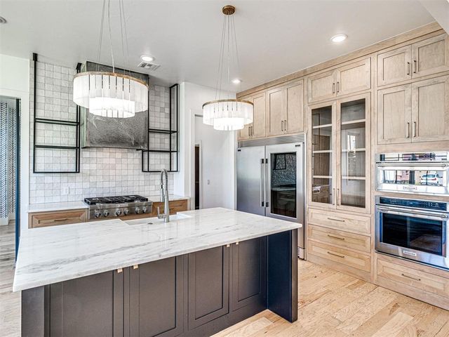 10916 NW 26th Street, Yukon, OK 73099