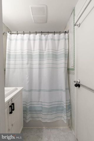 1186 ANNIS SQUAM HARBOUR, Pasadena, MD 21122