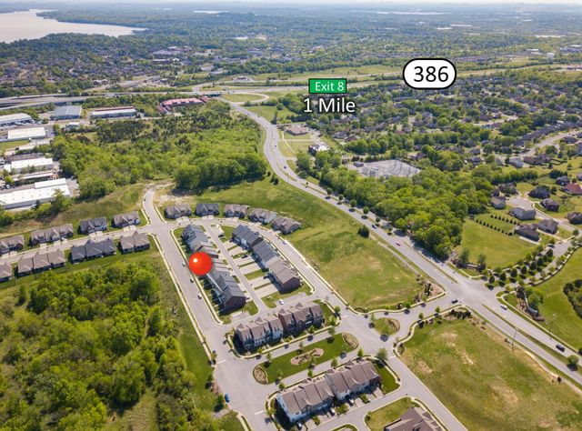 391 Carriage House Ln, Hendersonville, TN 37075