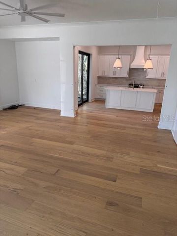 3010 S ESPERANZA AVENUE, Tampa, FL 33629