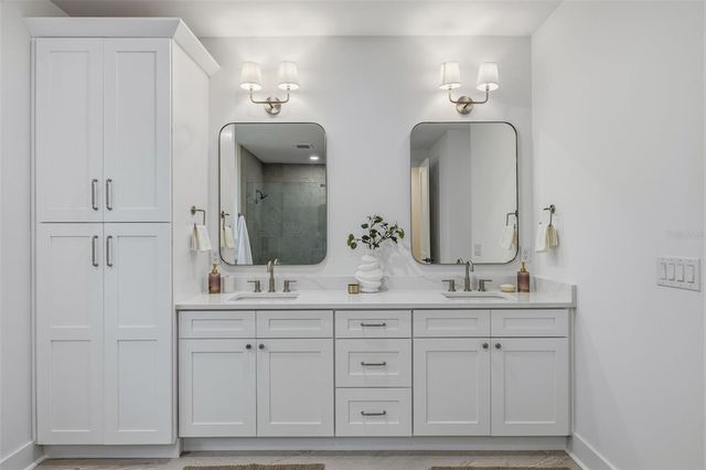 3010 S ESPERANZA AVENUE, Tampa, FL 33629