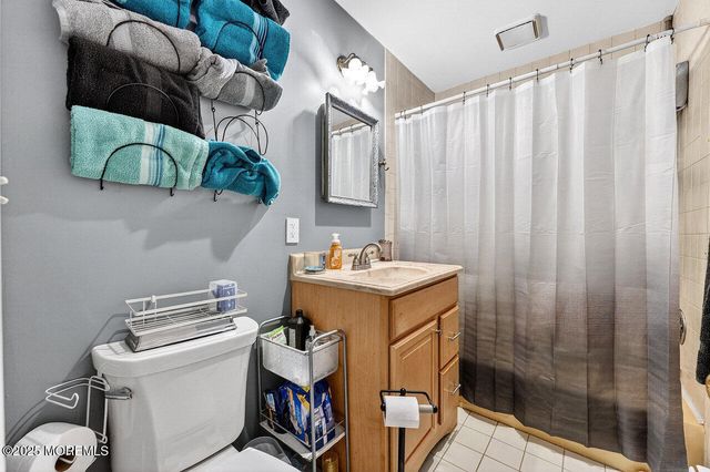 114 Maple Avenue, Keansburg, NJ 07734