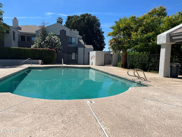 9225 N 59TH Avenue 214, Glendale, AZ 85302