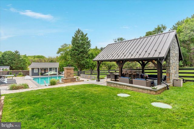 37440 WHITACRE LN, Purcellville, VA 20132