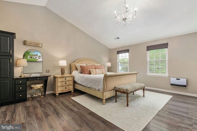 37440 WHITACRE LN, Purcellville, VA 20132