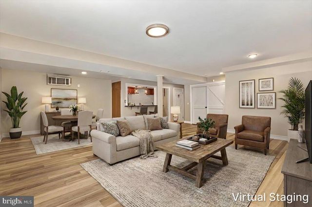 37440 WHITACRE LN, Purcellville, VA 20132