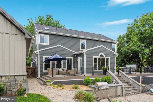 37440 WHITACRE LN, Purcellville, VA 20132