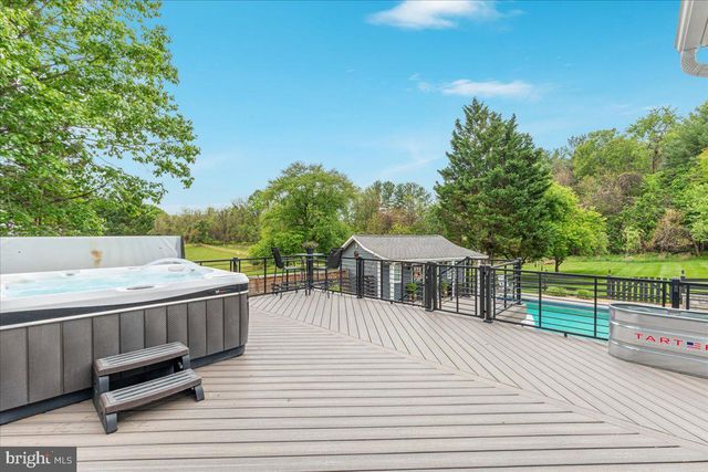 37440 WHITACRE LN, Purcellville, VA 20132