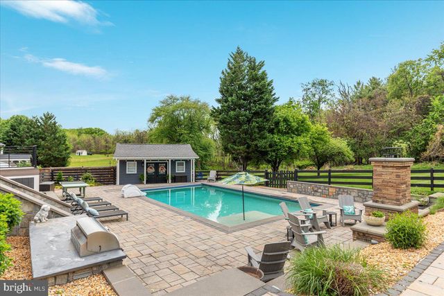 37440 WHITACRE LN, Purcellville, VA 20132