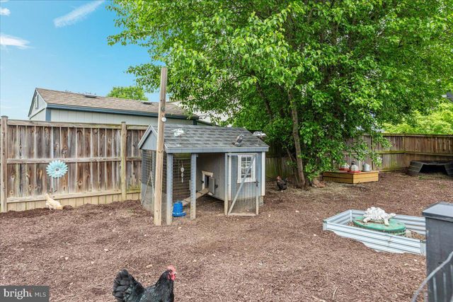 37440 WHITACRE LN, Purcellville, VA 20132