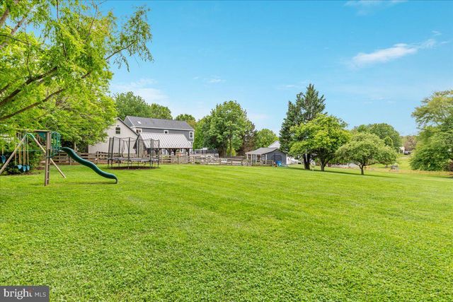 37440 WHITACRE LN, Purcellville, VA 20132