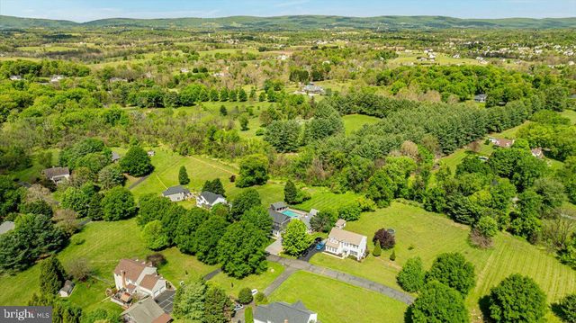 37440 WHITACRE LN, Purcellville, VA 20132