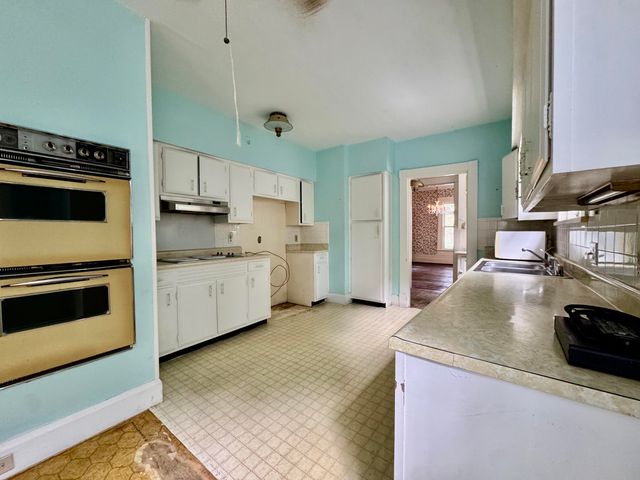 454 W Lexington Avenue, Danville, KY 40422