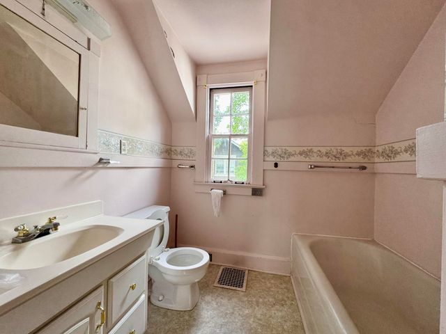454 W Lexington Avenue, Danville, KY 40422